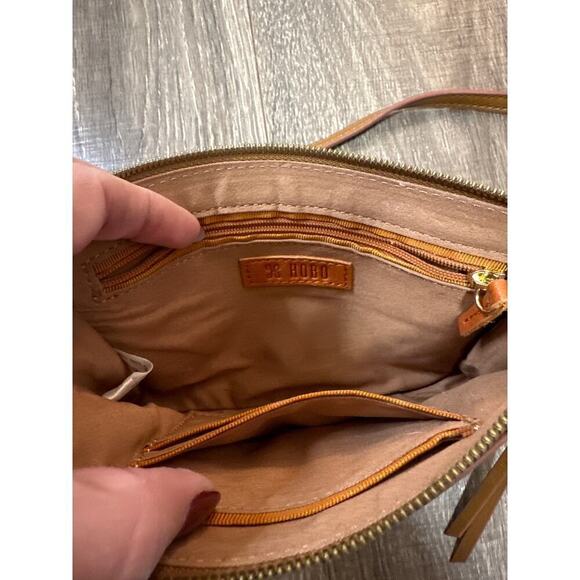 Hobo International Leather Crossbody Handbag, brown, D39 - Picture 5 of 8